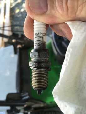 spark-plug-1499685.jpg